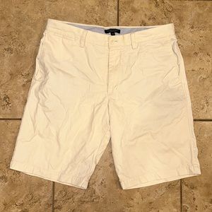 Men’s Banana Republic Cream White Size 34 Shorts